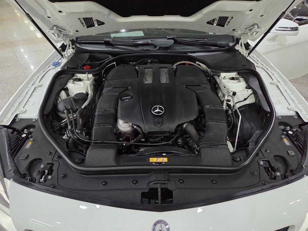 Mercedes Benz SL Class 2016 Blanco - Importación desde Corea - HF Imports Iquique - Foto 18