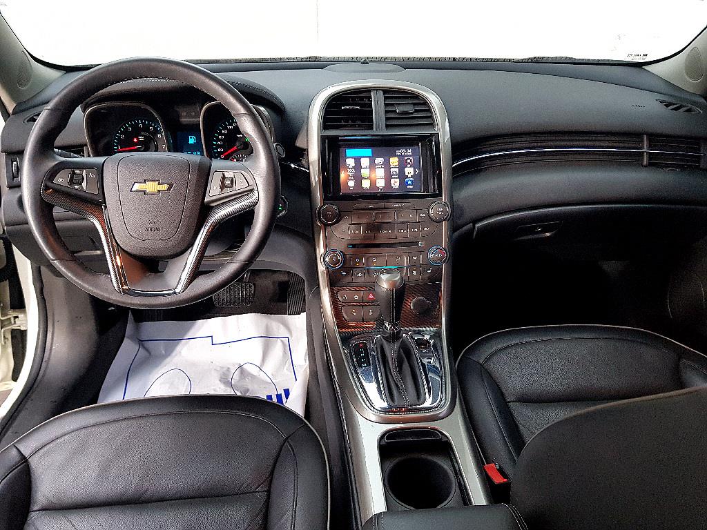 Chevrolet Malibu - Vista 5