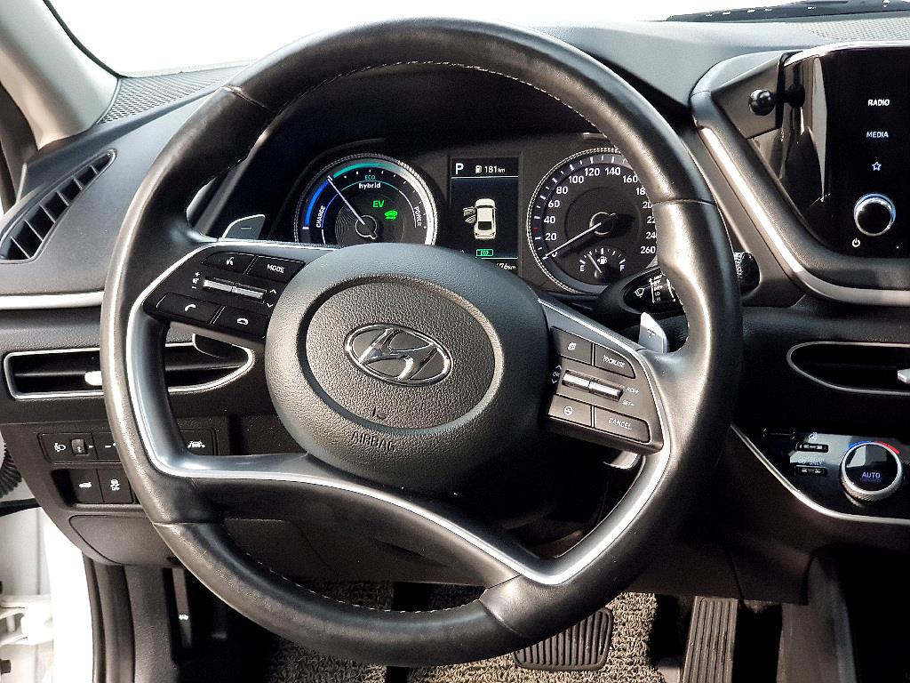 HYUNDAI Sonata - Vista 11