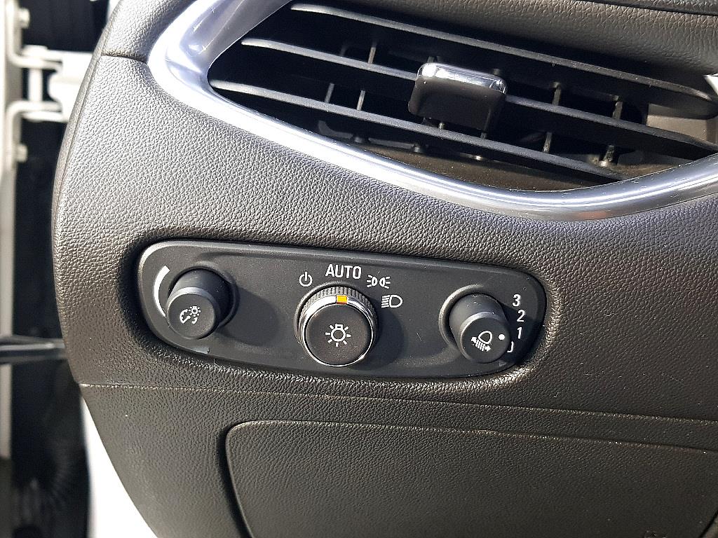 Chevrolet Malibu - Vista 11