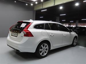 Volvo V60 - Vista 8
