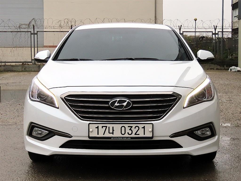 HYUNDAI Sonata 2017 Blanco - Importación desde Corea - HF Imports Iquique - Foto 1