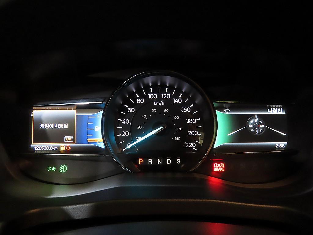 Ford Explorer - Vista 9