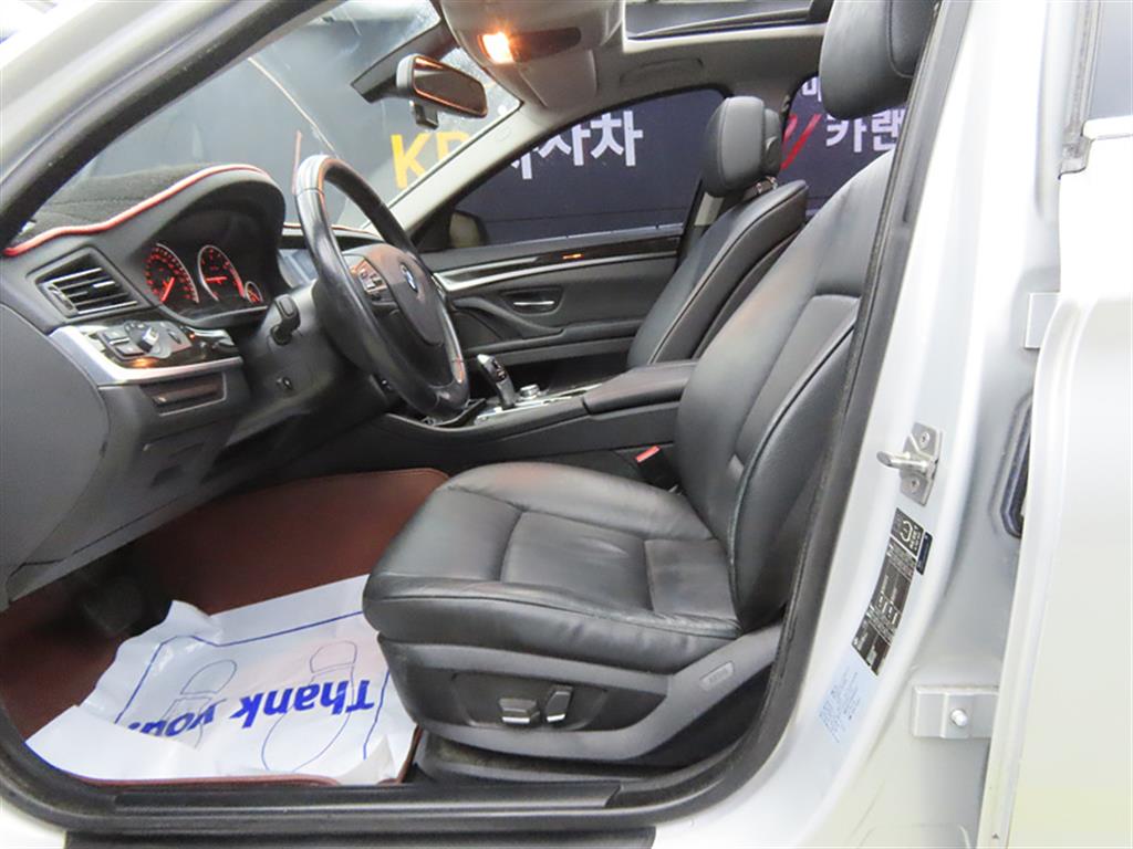 BMW 5 Series - Vista 5