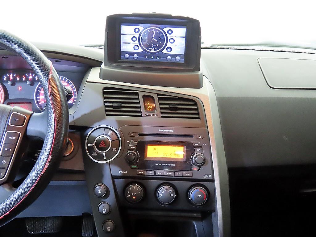 Ssangyong Korando - Vista 11