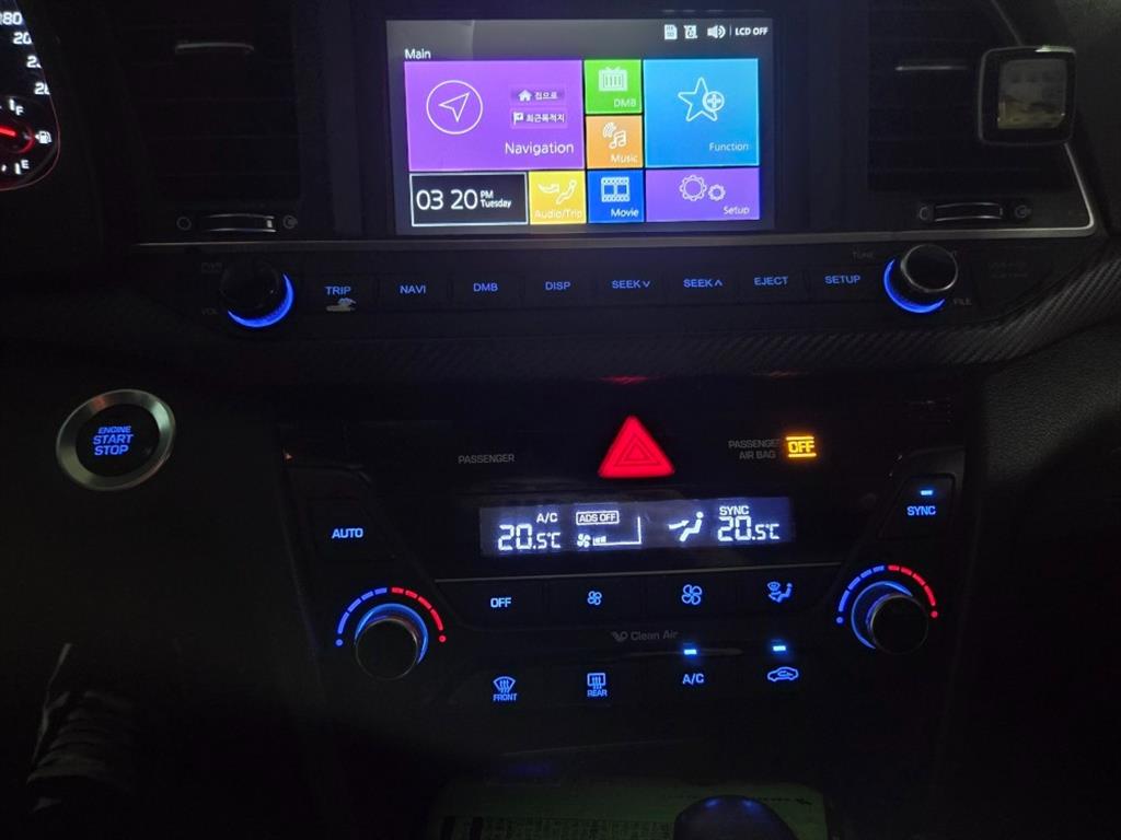 HYUNDAI Avante 2018 Blanco - Importación desde Corea - HF Imports Iquique - Foto 15