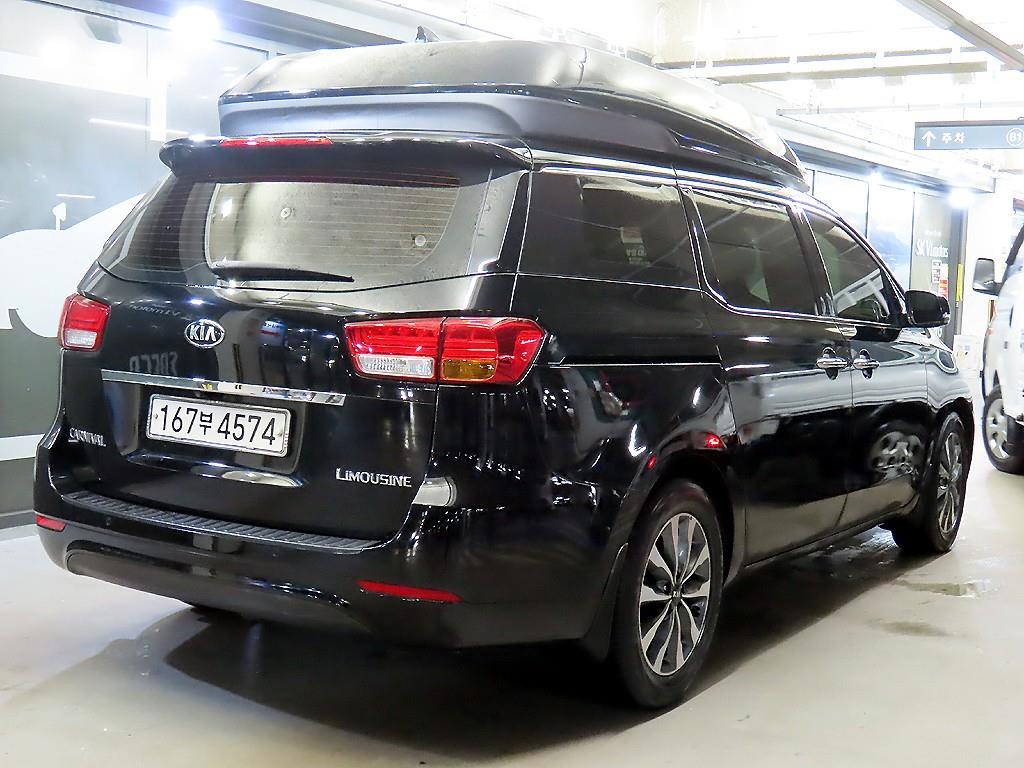 KIA Carnival - Vista 4