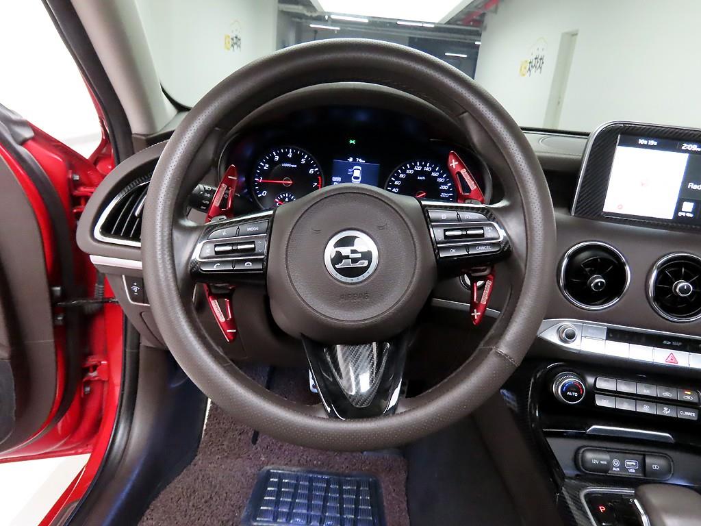 KIA Stinger - Vista 9