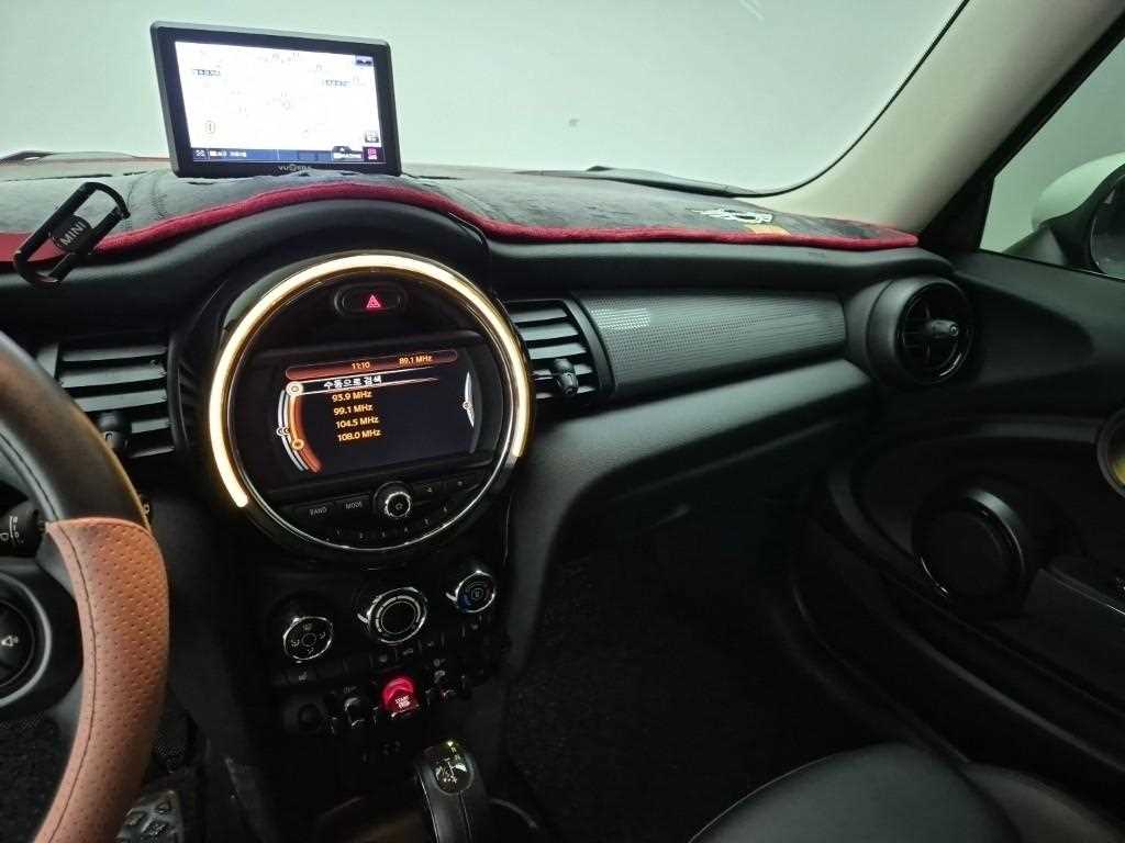 Mini Cooper - Vista 10