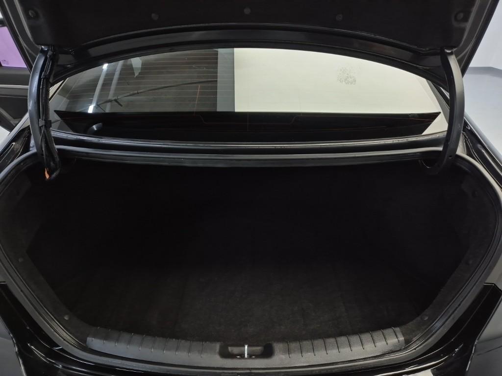 HYUNDAI Avante 2017 Gris - Importación desde Corea - HF Imports Iquique - Foto 18