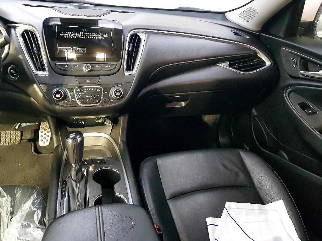 Chevrolet Malibu - Vista 10