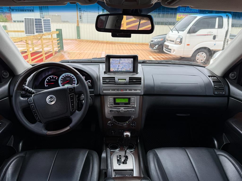 Ssangyong Rexton - Vista 5