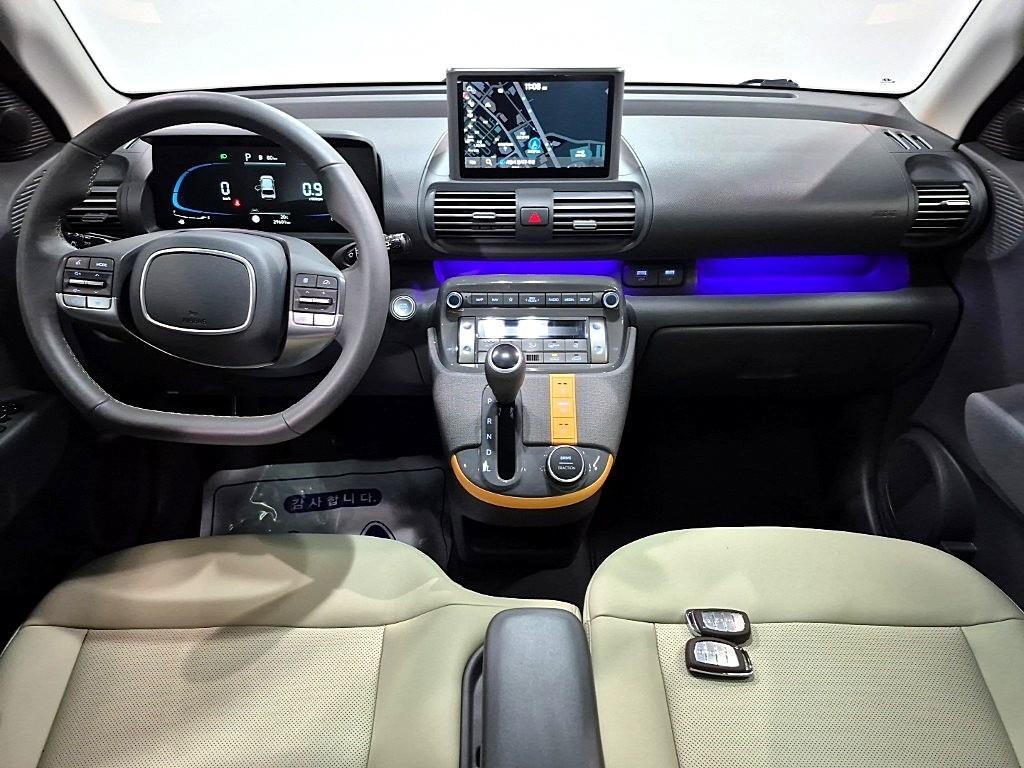 HYUNDAI Casper - Vista 5