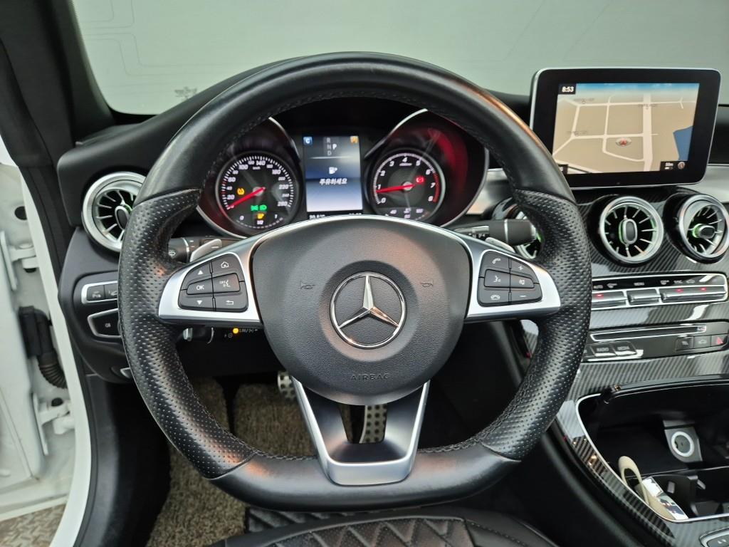 Mercedes Benz C Class - Vista 9