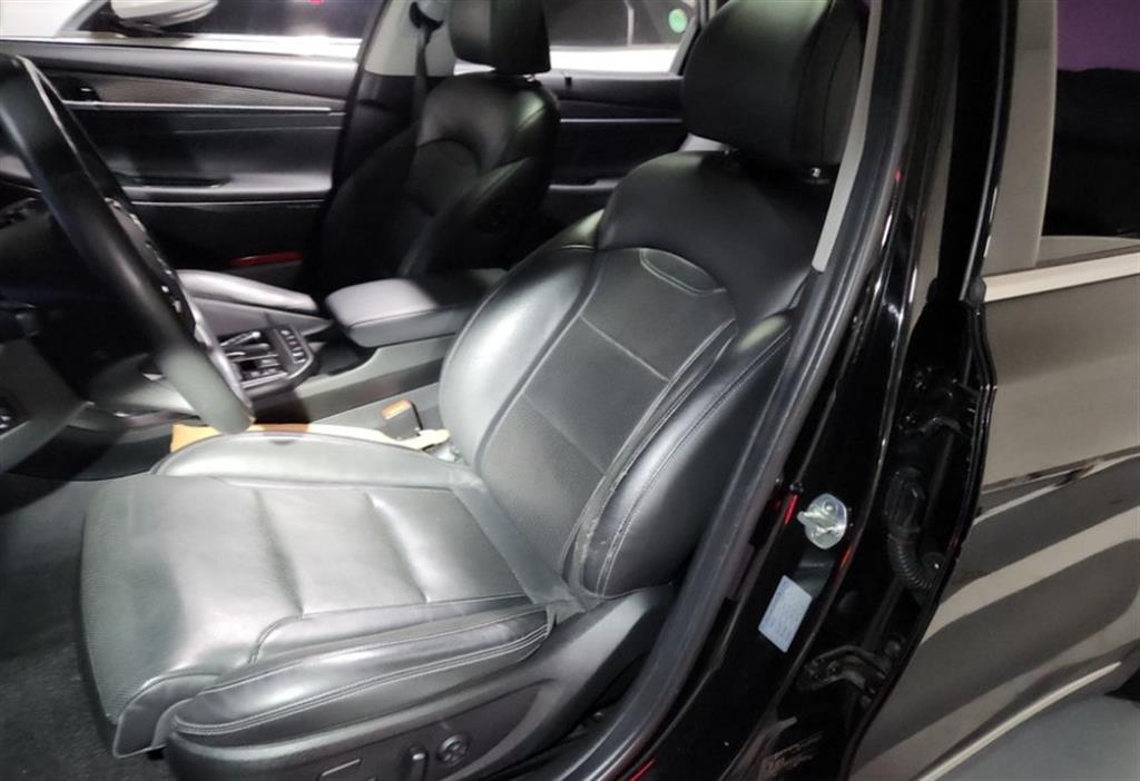 HYUNDAI Grandeur - Vista 4