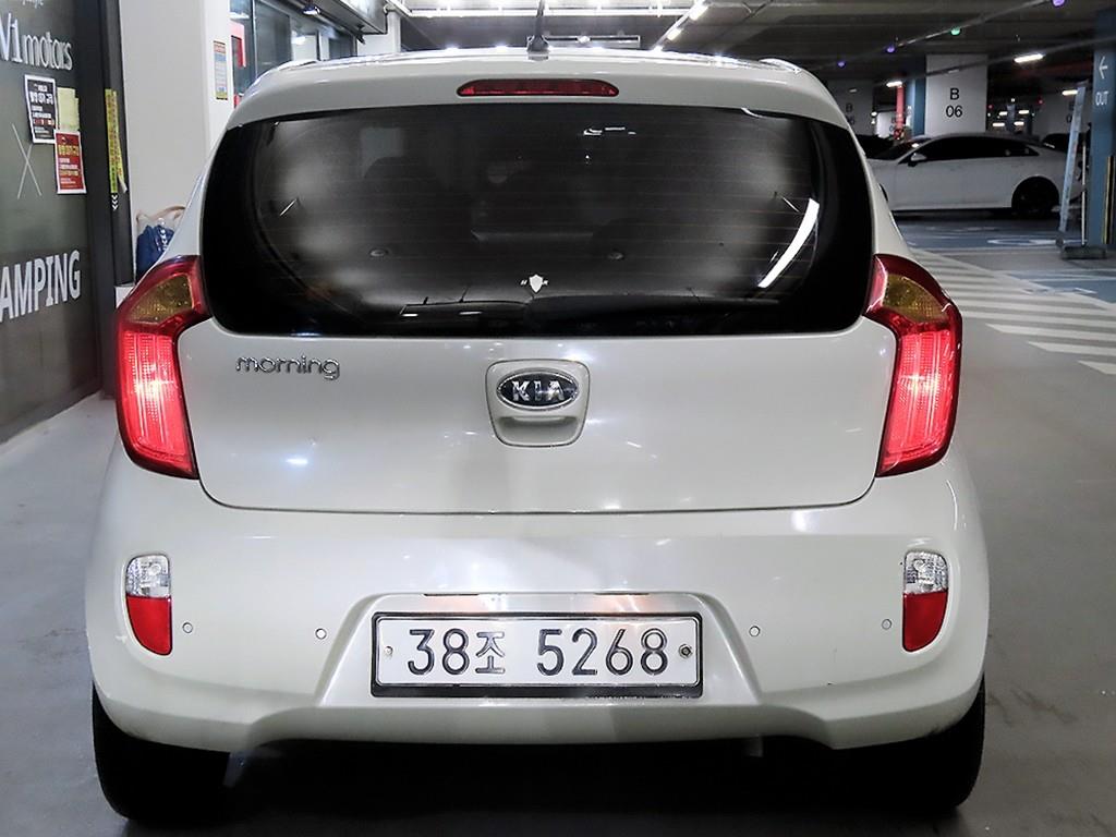 KIA Morning - Vista 5