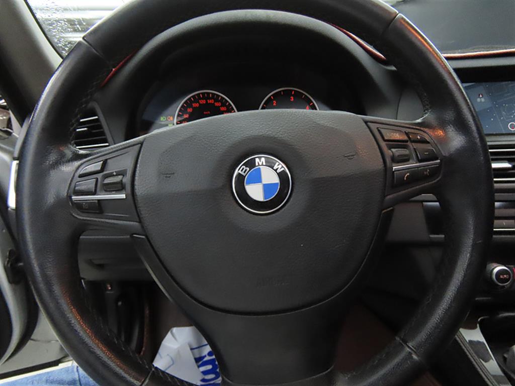 BMW 5 Series - Vista 8