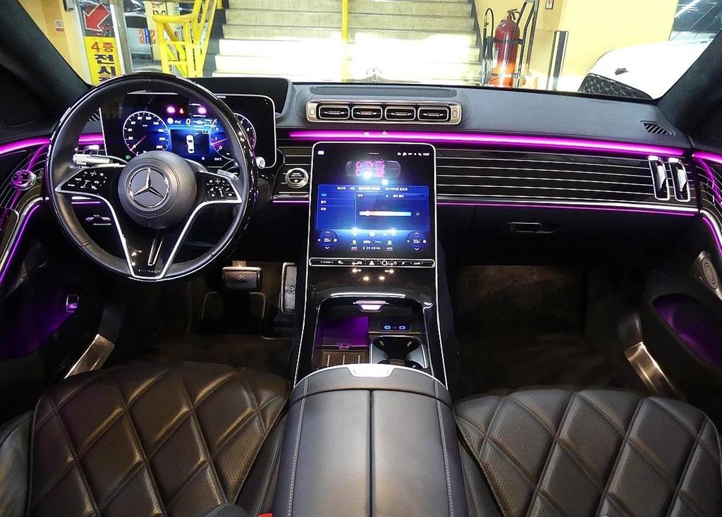 Mercedes Benz S Class - Vista 4