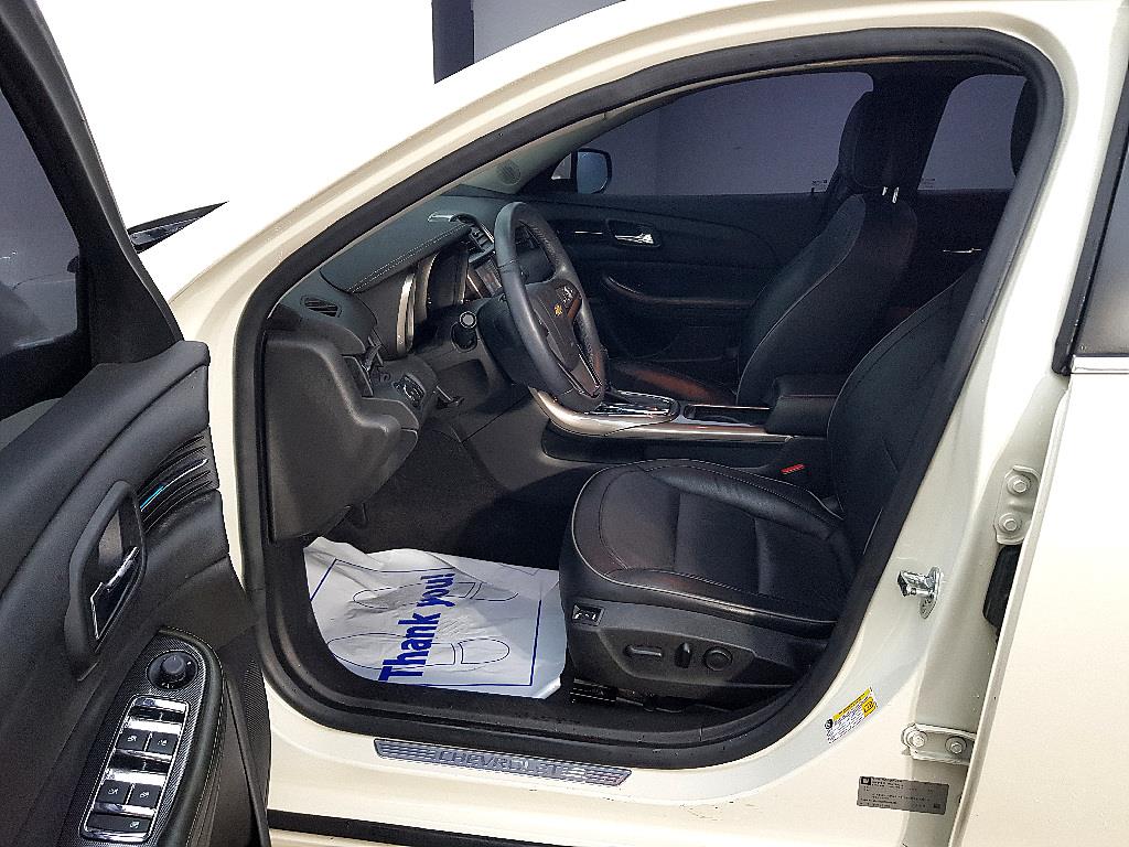 Chevrolet Malibu - Vista 8