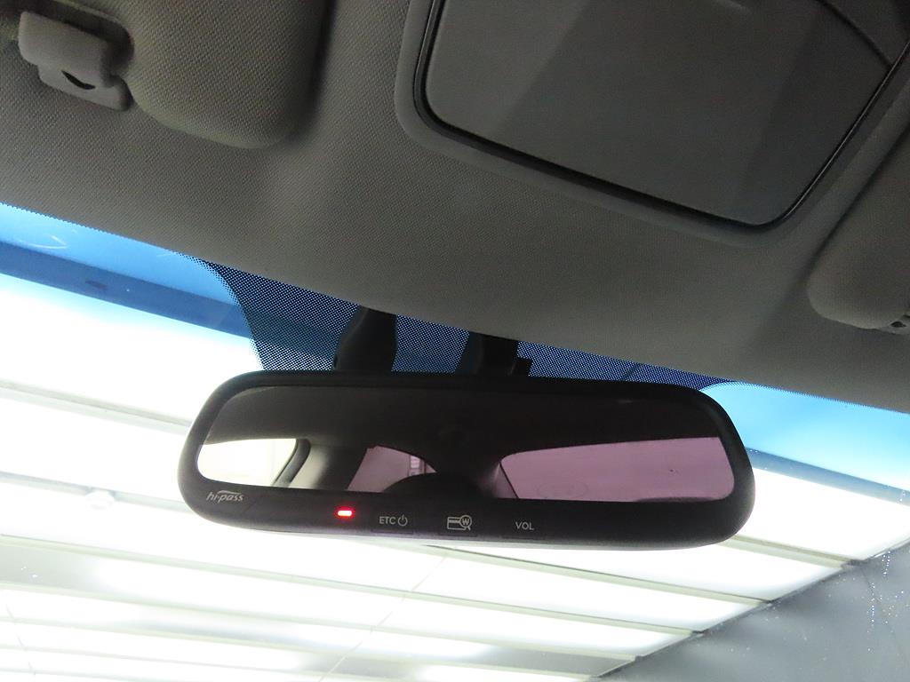 HYUNDAI Sonata - Vista 12