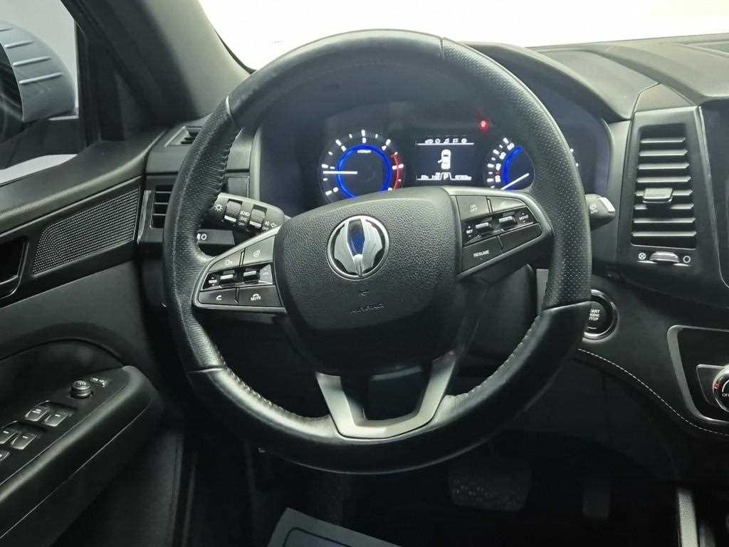 Ssangyong Rexton - Vista 9