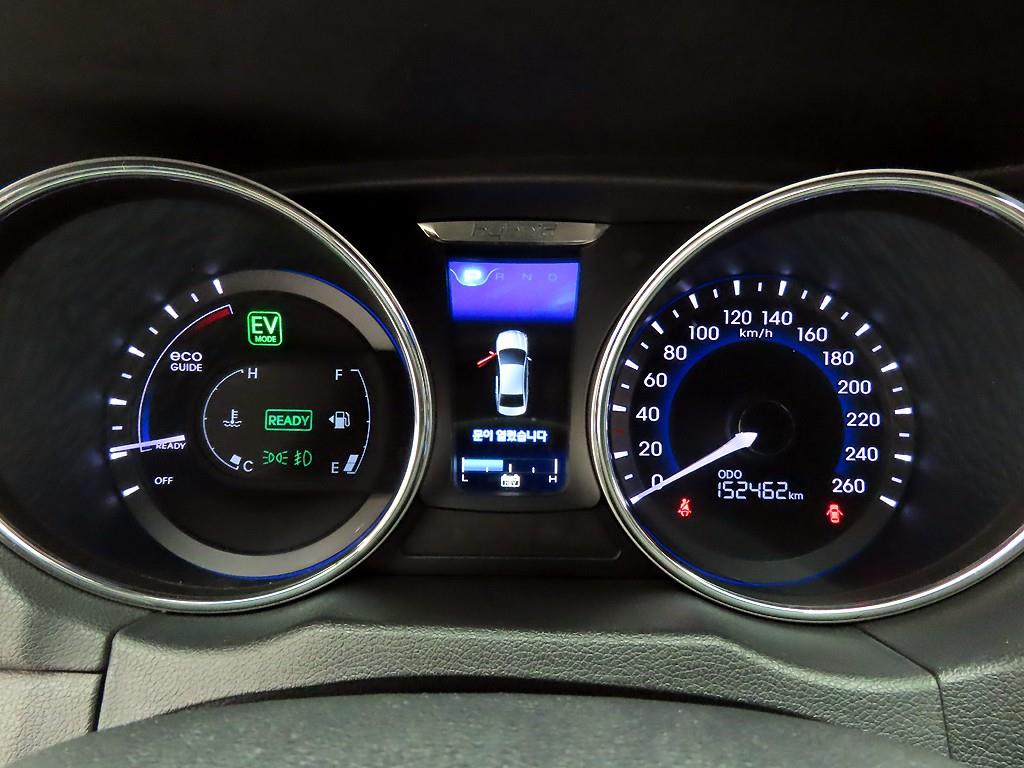 HYUNDAI Sonata - Vista 9