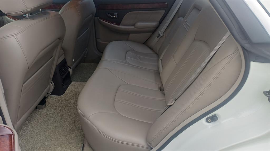 HYUNDAI Grandeur 2005 the color of pearl - Importación desde Corea - HF Imports Iquique - Foto 18