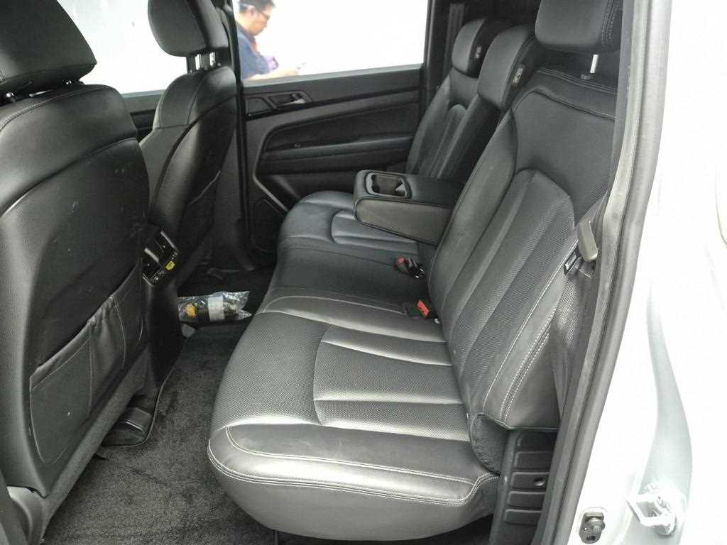 Ssangyong Rexton - Vista 12