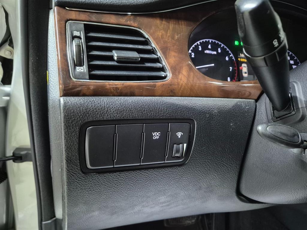 HYUNDAI Genesis 2011 Gris - Importación desde Corea - HF Imports Iquique - Foto 13