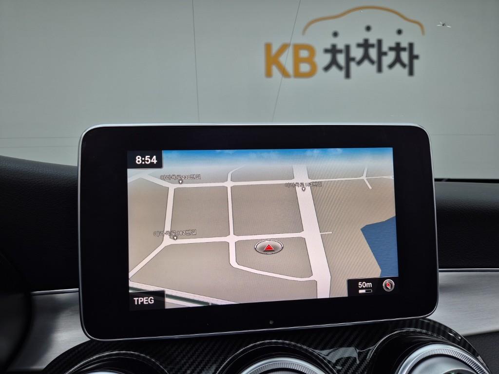 Mercedes Benz C Class 2017 Blanco - Importación desde Corea - HF Imports Iquique - Foto 13