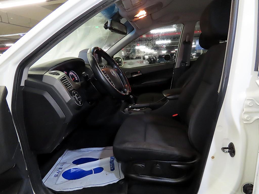 Ssangyong Korando - Vista 6