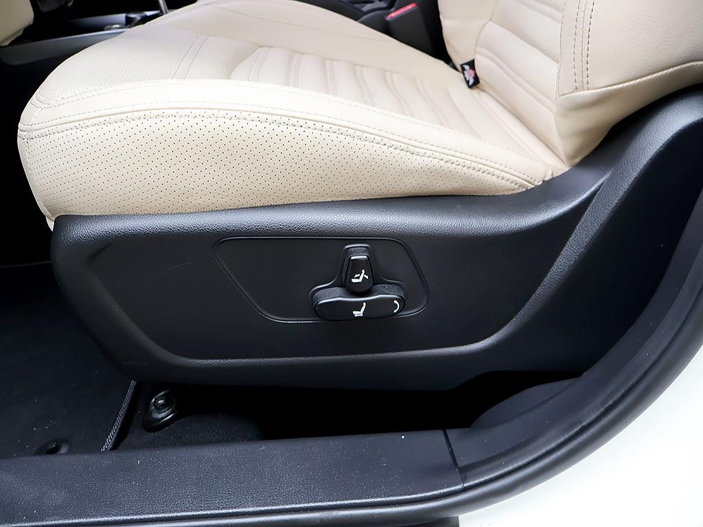 Ssangyong Tivoli 2018 Blanco - Importación desde Corea - HF Imports Iquique - Foto 12