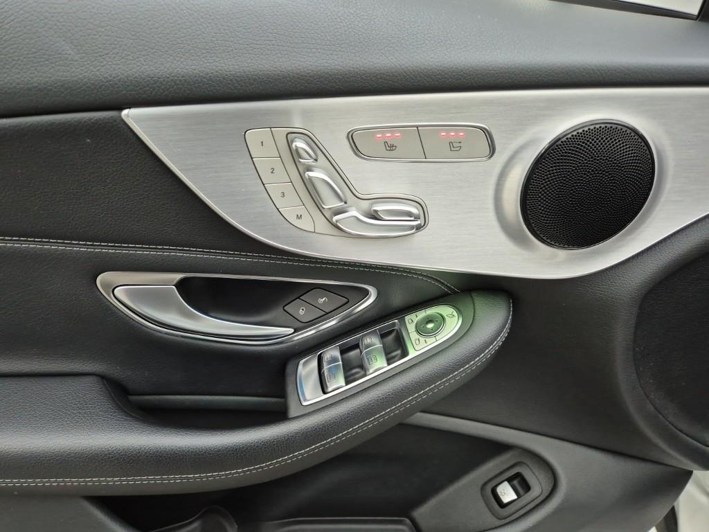 Mercedes Benz C Class 2017 Blanco - Importación desde Corea - HF Imports Iquique - Foto 18