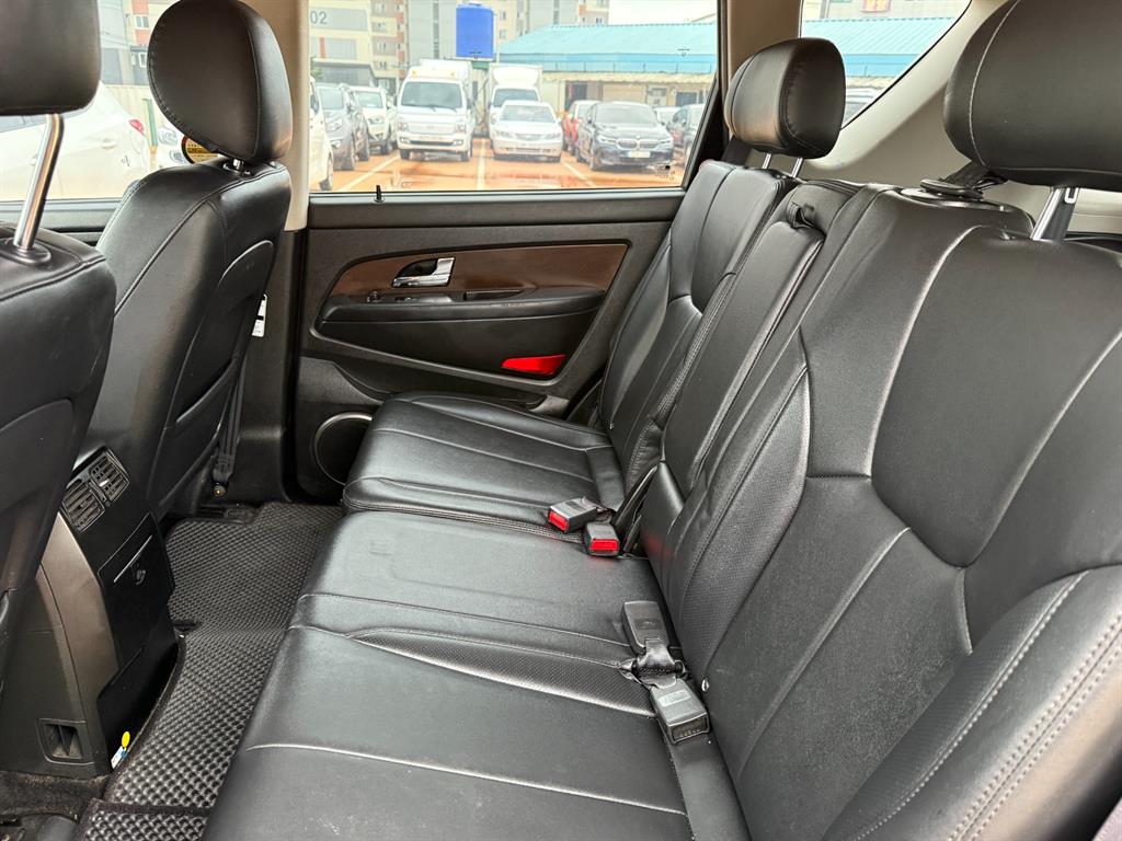 Ssangyong Rexton - Vista 11
