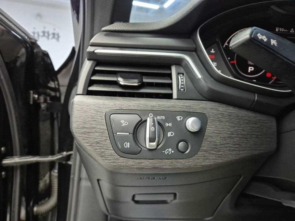 Audi A4 2019 Negro - Importación desde Corea - HF Imports Iquique - Foto 19