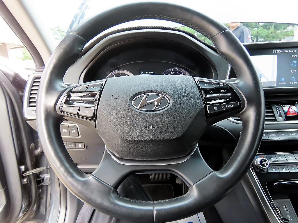 HYUNDAI Grandeur - Vista 8