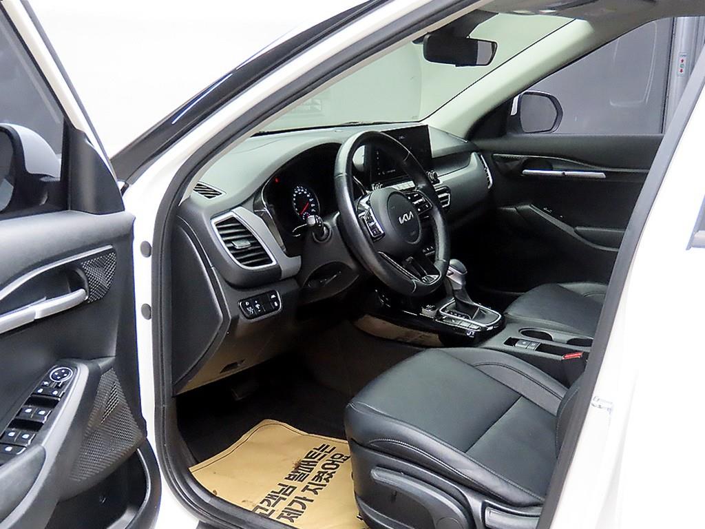 KIA Seltos - Vista 5