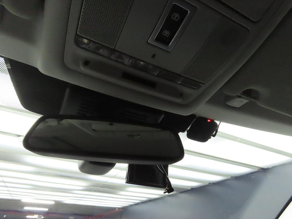 Land Rover Discovery Sports - Vista 12