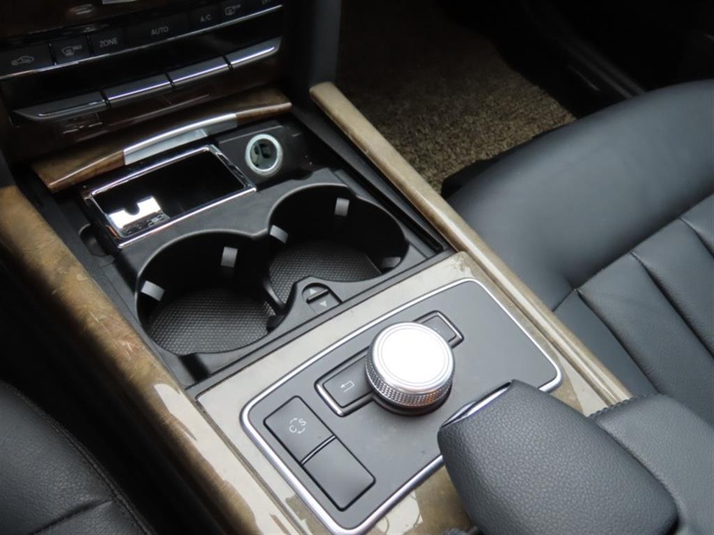 Mercedes Benz E class - Vista 11