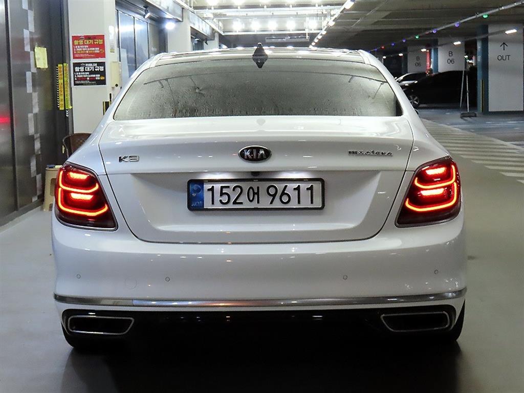 KIA K9 - Vista 5
