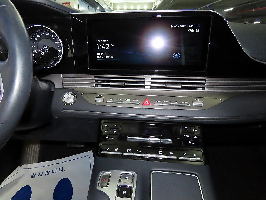 HYUNDAI Grandeur - Vista 11