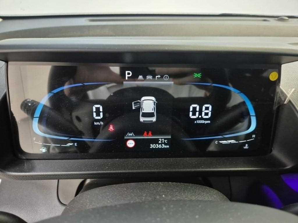 HYUNDAI Casper - Vista 6