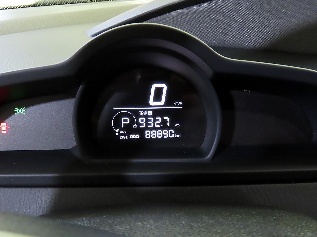 Ssangyong Korando - Vista 9