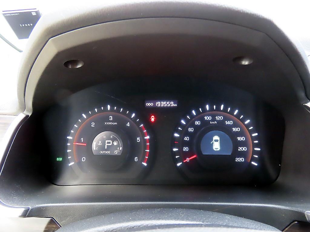 Ssangyong Korando - Vista 9