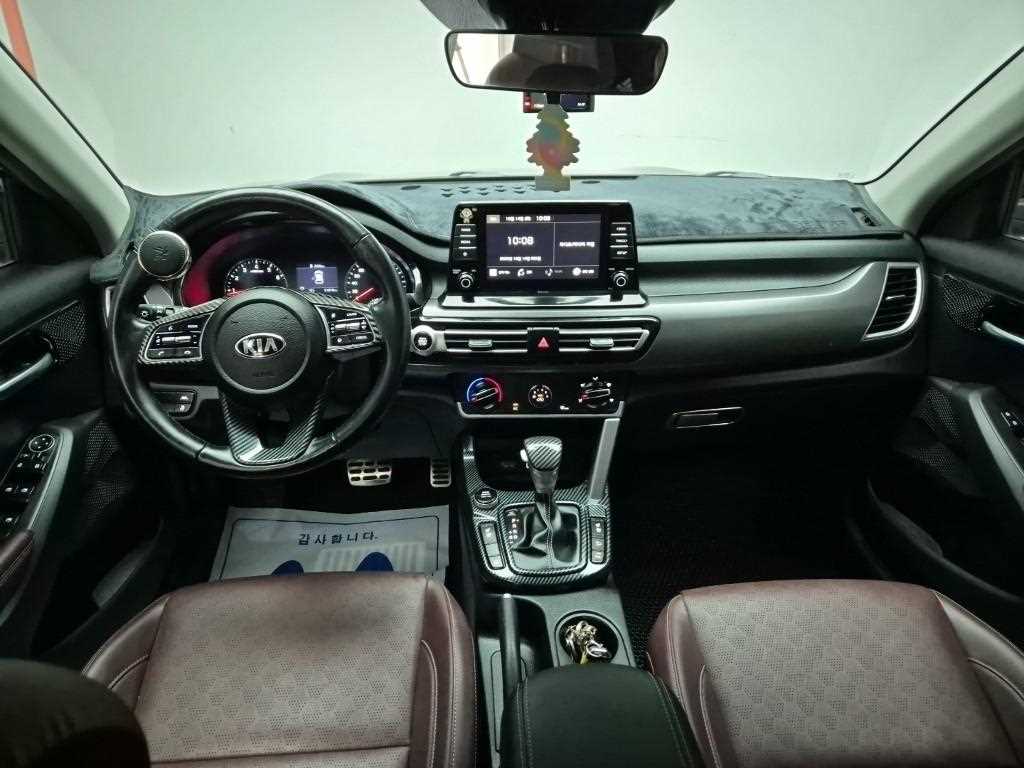 KIA Seltos - Vista 7