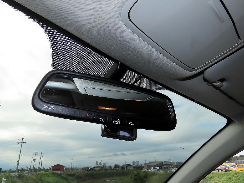 KIA Stonic - Vista 12