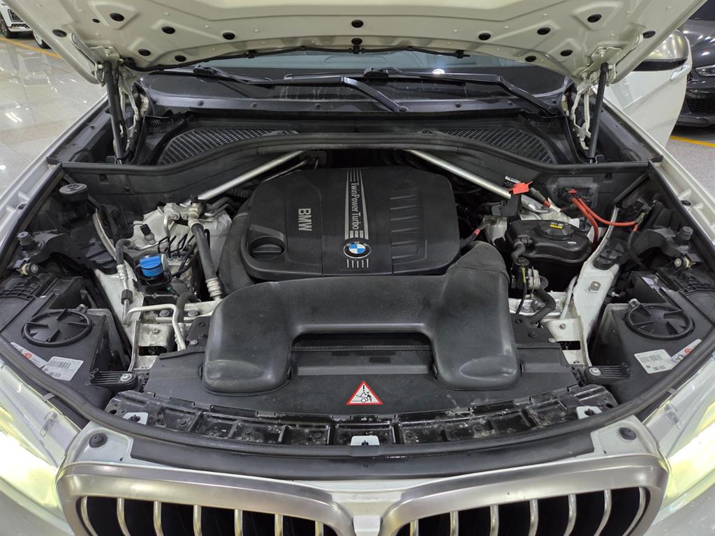 BMW X6 2015 Blanco - Importación desde Corea - HF Imports Iquique - Foto 18