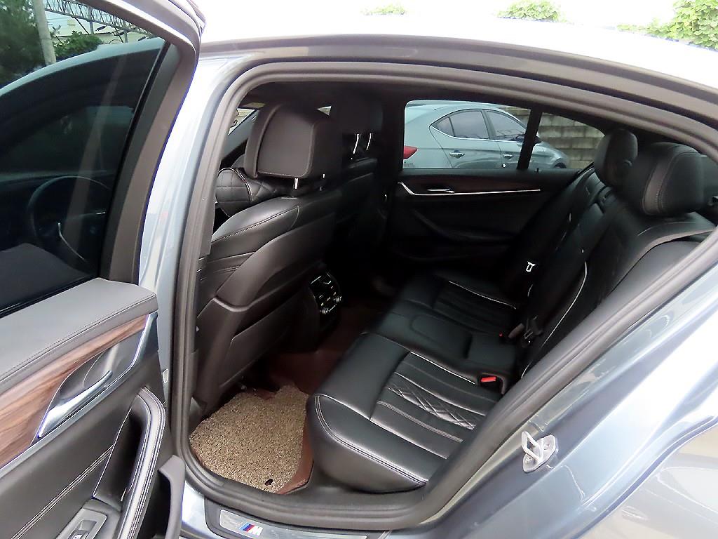 BMW 5 Series - Vista 6