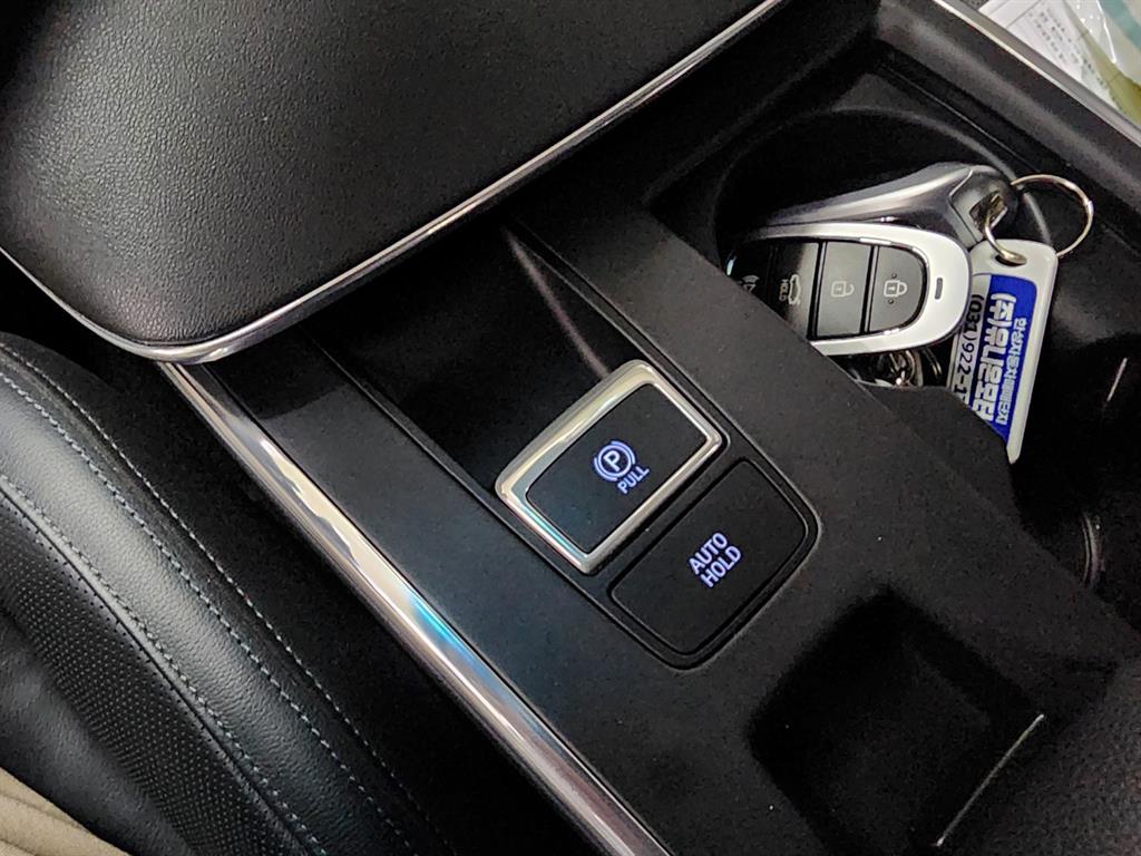 HYUNDAI Grandeur - Vista 11