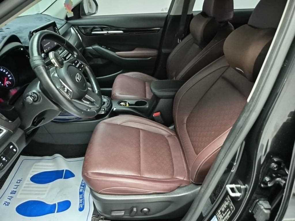 KIA Seltos - Vista 11